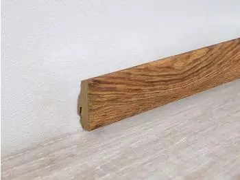 Living by Haro Sockelleiste Eiche Altholz 220 cm x 19 mm x 58 mm MDF