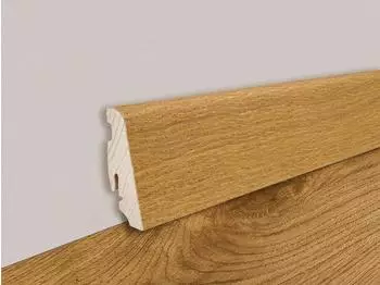 Living by Haro Sockelleiste Eiche strukturiert 220 cm x 19 mm x 58 mm Fichte