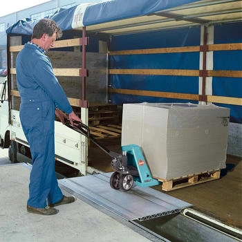 ALTEC Überfahrbrücke klappbar verschiebbar mit Fallsicherung 910 x 1500 mm (302.21.006)