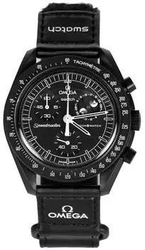 Swatch x Omega Mission to the Moonphase Snoopy SO33B700
