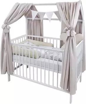 Baby-Delux Hausbett Gitterbett weiß 60x120 Beißschienen Matratze Bett Set Waffelpique Musselin Bärchen beige