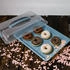 Rotho Partybutler John, Kuchentransportbox, Blau