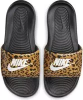 Nike CN9676-700, NIKE Victori One Print Badelatschen Damen chutney/white-black 35.5