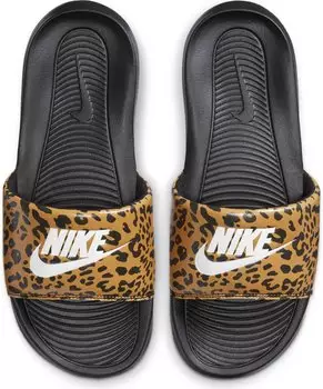 Nike Victori One Women chutney/black/white