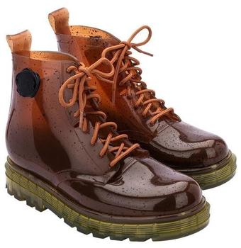 Melissa Coturno Viktor and Rolf Ad Mode-Stiefel braun