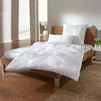 Traumschlaf Faserdecke Quallofil medium Faser 155x220 cm