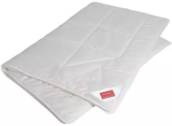 Hefel Wellness Zirbe Ganzjahres-Bettdecke light Schurwolle 155x220cm