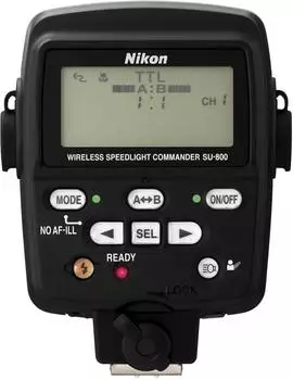 Nikon Blitzfernsteuerungseinheit SU-800