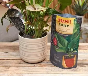 Seramis Topper-Granulat Dark Shadow 1 l