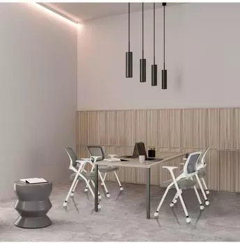 HJH Office Priority II W Klappstuhl Netzstoff/PU Kunstleder mit Armlehnen, grau (719244) – Netzrücken trifft auf Kunstleder-Komfort