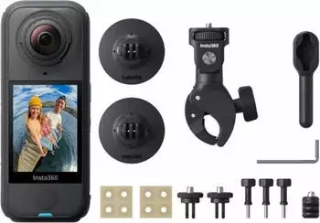 Insta360 X4 Air Motorrad-Bundle 360° Actioncam, graphitschwarz