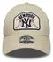 New Era 9FORTY Trucker Cap MLB New York Yankees Patch light beige