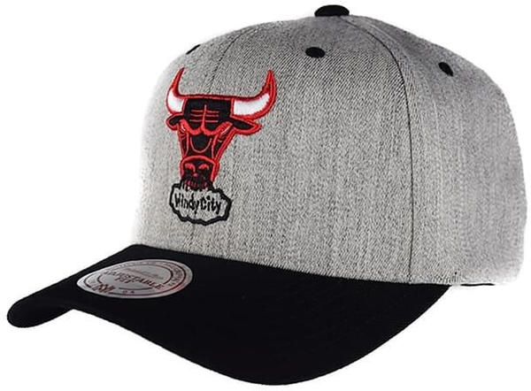 Mitchell & Ness Snapback Cap Chicago Bulls (INTL151) grey