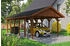 Skan Holz Einzelcarport Wallgau 430x900 cm 215 cm Einfahrtshöhe mit schwarzen Dachschindeln Nussbaum