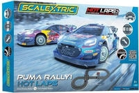 Scalextric C1452P 1:32 Ford Puma WRC Hot Laps 532cm - 5,3m Streckenl&auml;nge, mit 2