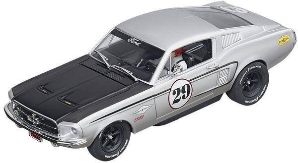 Carrera Digital 132 Ford Mustang GT 