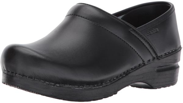Sanita Prof closed black