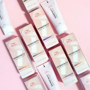 Wella Shinefinity Zero Lift Glaze (60ml) 06/43