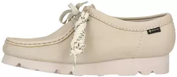 Clarks Wallebee Goretex Lace-Up Shoe with GTX Finish wei&szlig;