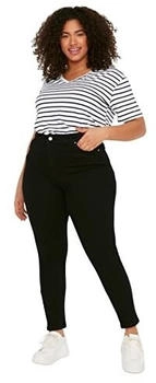 Trendyol Gerade Hohe Taille Plus-Size-Jeans schwarz