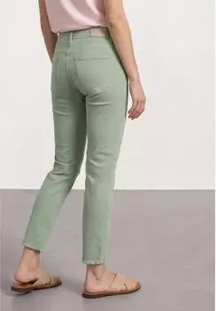 Street One Straight Leg Jeans mit offenem Saum (A380969) mint green washed