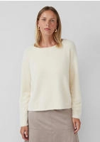 s.Oliver BLACK LABEL Strickpullover flauschig, mit U-Boot-Ausschnitt