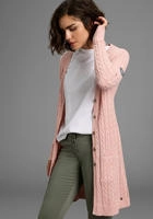 KangaROOS Longstrickjacke mit Kn&ouml;pfen, po-bedeckende L&auml;nge, figurbetonte...