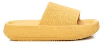 XTI Flache Sandale gelb 44489