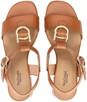 Nero Giardini E615870D cognac