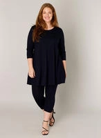 Base Level Curvy Tunikashirt "Aria" mit Rundhalsausschnitt