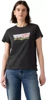 Levi's The Perfect Graphic Tee (17369) heritage ad barn bw