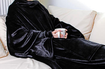 Spetebo XL Kuscheldecke mit Ärmeln 240x150 cm schwarz Relax Fleece TV Decke groß