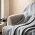 Bugatti Wolldecke Merinowolle & Cashmere, hellgrau, 150x200cm