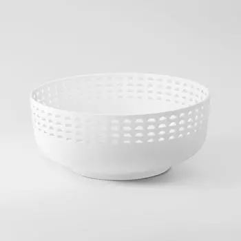 räder Blickfang Schale aus Porzellan mit Lochmuster, Ø36cm (17794)