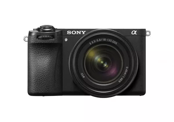 Sony Alpha 6700 Kit 18-135 mm