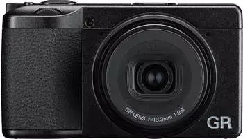 Ricoh GR IV schwarz