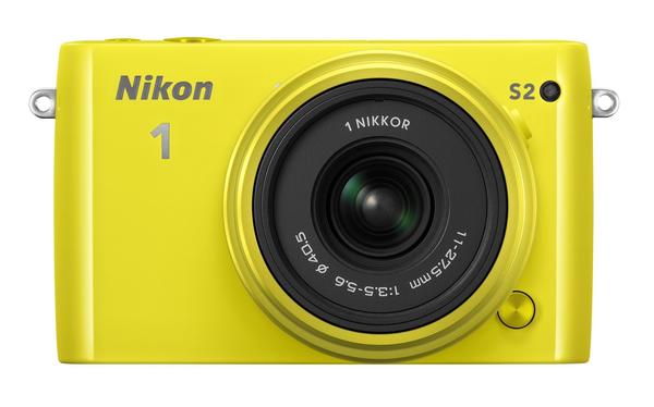 Nikon 1 S2 gelb + 11-27,5mm
