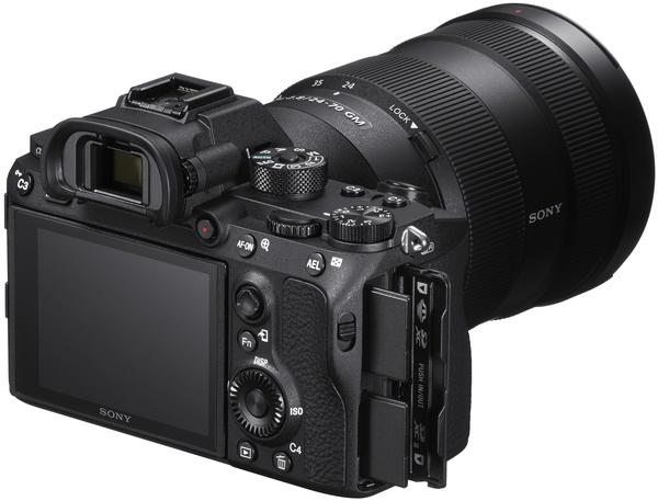 Sony Alpha 7R III Body