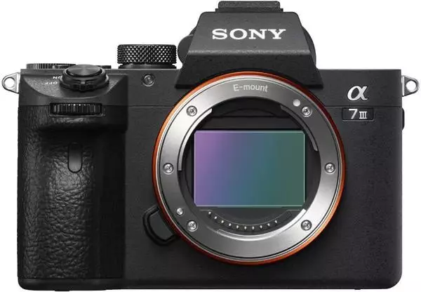 Sony Alpha 7 III Body + Batteriegriff VG-C3EM