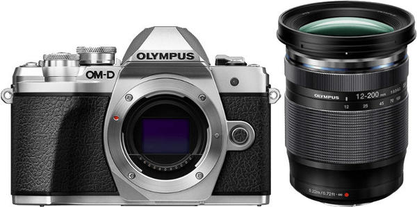 Olympus OM-D E-M10 Mark III Kit 12-200 mm silber