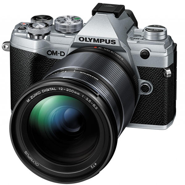 Olympus OM-D E-M5 Mark III Kit 12-200 mm silber