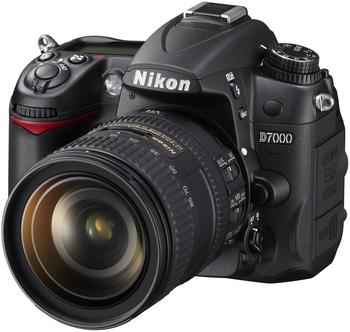 Nikon D7000 + AF-S DX 16-85mm ED VR