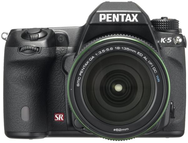 Pentax K-5 + DA 18-135mm WR