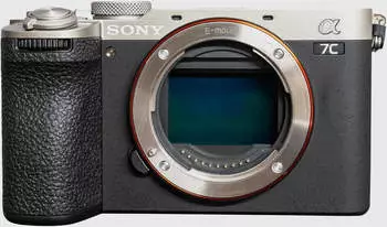 Sony Alpha 7C II Kit 28-60 mm silber – Hochwertige Bildqualität und vielseitige Funktionen