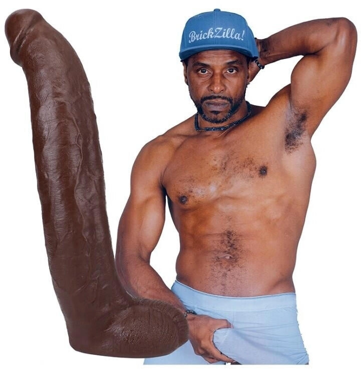 Doc Johnson Brickzilla Realistic ULTRASKYN Dildo 13" / 33 cm Chocolate  Naturdildo ab 79,95  4 Angebote vergleichen