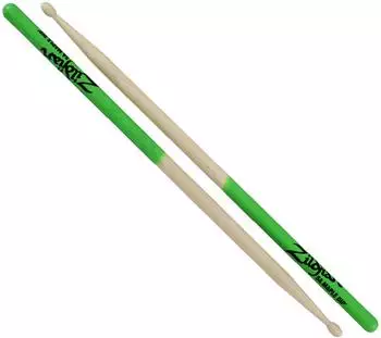 Zildjian 5A Drumsticks Wood Tip, Neon Green Dip (Z5AMDG)