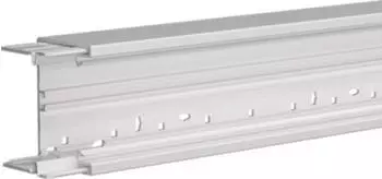 Hager Br&uuml;stungskanal-Unterteil zu BRH, Oberteil 80mm, 68x100x2000mm, Verkehrswei&szlig; (BRH6510019016)