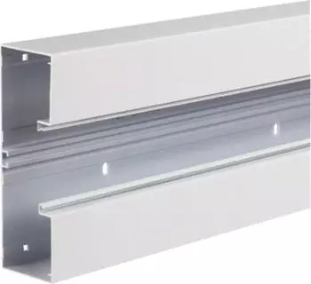 Hager Br&uuml;stungskanal-Unterteil frontrast BRA 68x210mm OT 80mm aus Alu verkehrswei&szlig; (BRA6521019016)