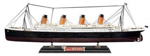 Academy 14215 R.M.S. Titanic 1/400