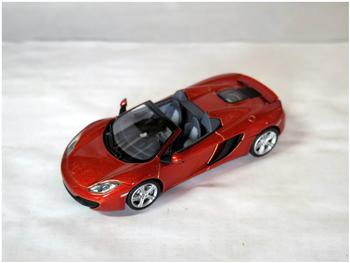 Minichamps McLaren MP4-12 C Spider 2012 Orange Metallic (530133030)